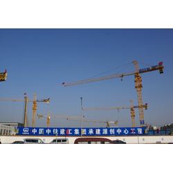 等離子電視與塔機(jī)租賃 促進(jìn)長沙商業(yè)活動(dòng)與建設(shè)的雙引擎